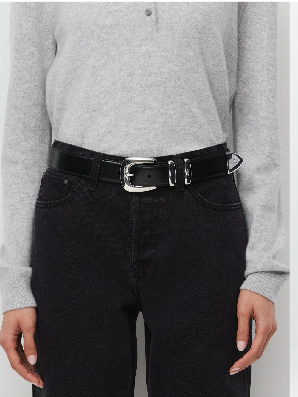 Black Leather Western Buckle Belt - Classic Women's Accessory
